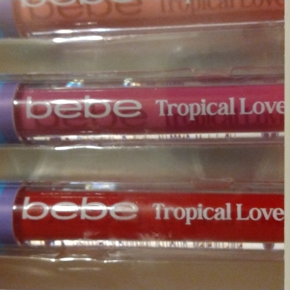 bebe Lipsticks Set. - Picture 4 of 13